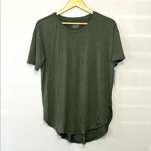 Forest Green Relaxed Fit Short Sleeve Tee Time and Tru‎